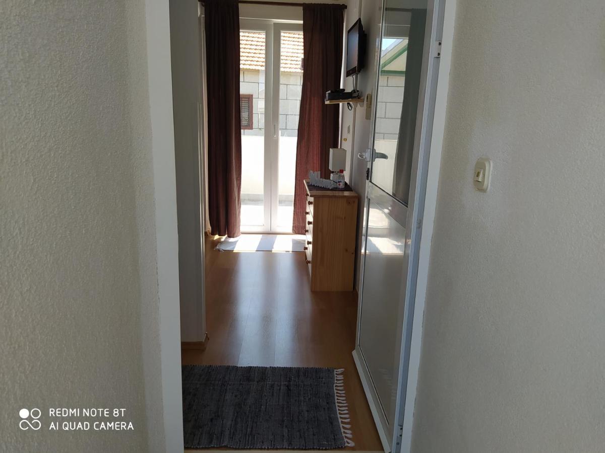 Apartment Ante