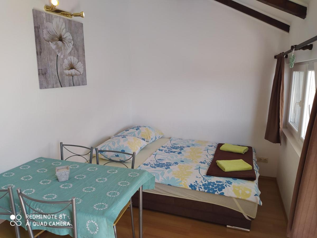 Apartment Ante Tribunj (Sibenik-Knin)